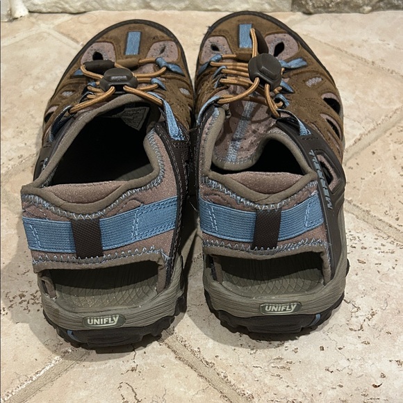 Merrell Sandals - Picture 2 of 9